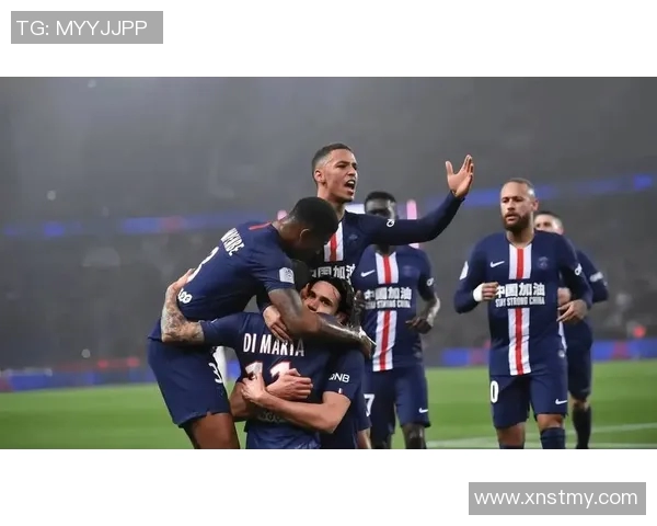 2020年曼联与巴黎圣日耳曼激战回顾：一场足球盛宴的精彩瞬间与战术较量